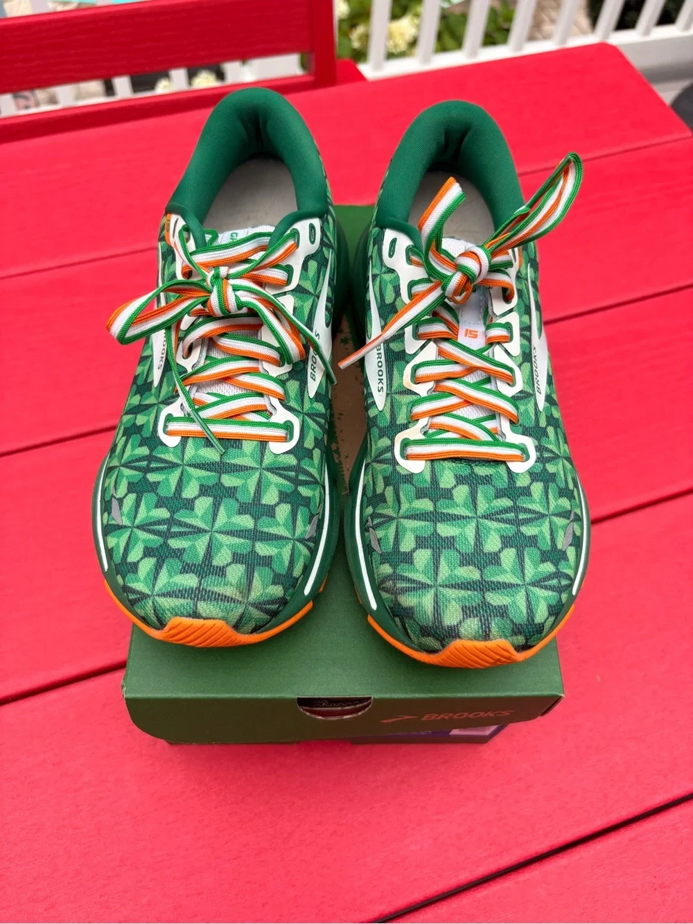 Brooks Ghost 15 St Patrick’s Day/Irish Women’s Running Sneakers